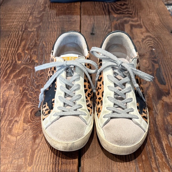 Golden Goose Superstar - Size 39